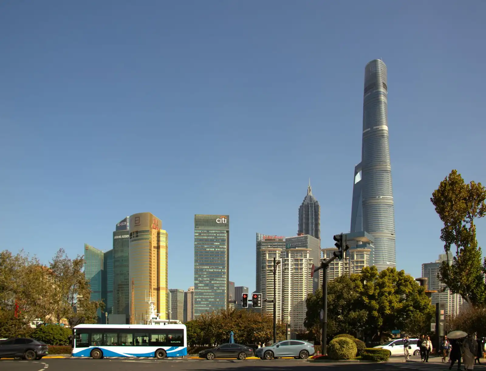 收纳箱与衣架仓储物流效率提升方案及行业实践