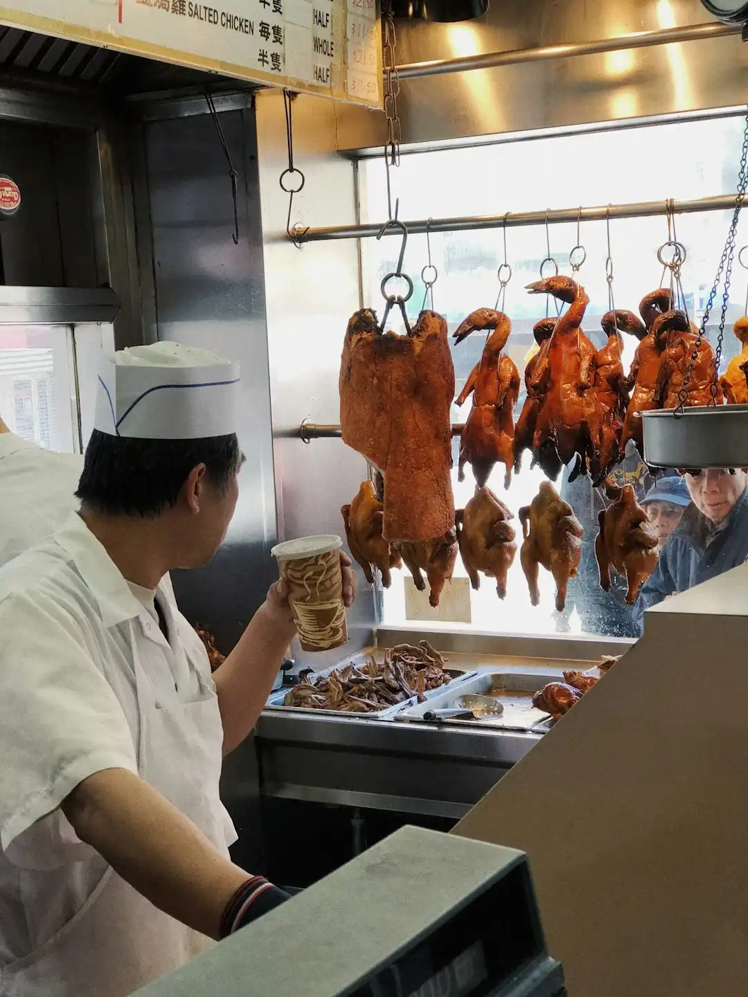 北京旸泰商贸有限公司垃圾桶与保鲜盒批发产品线解析