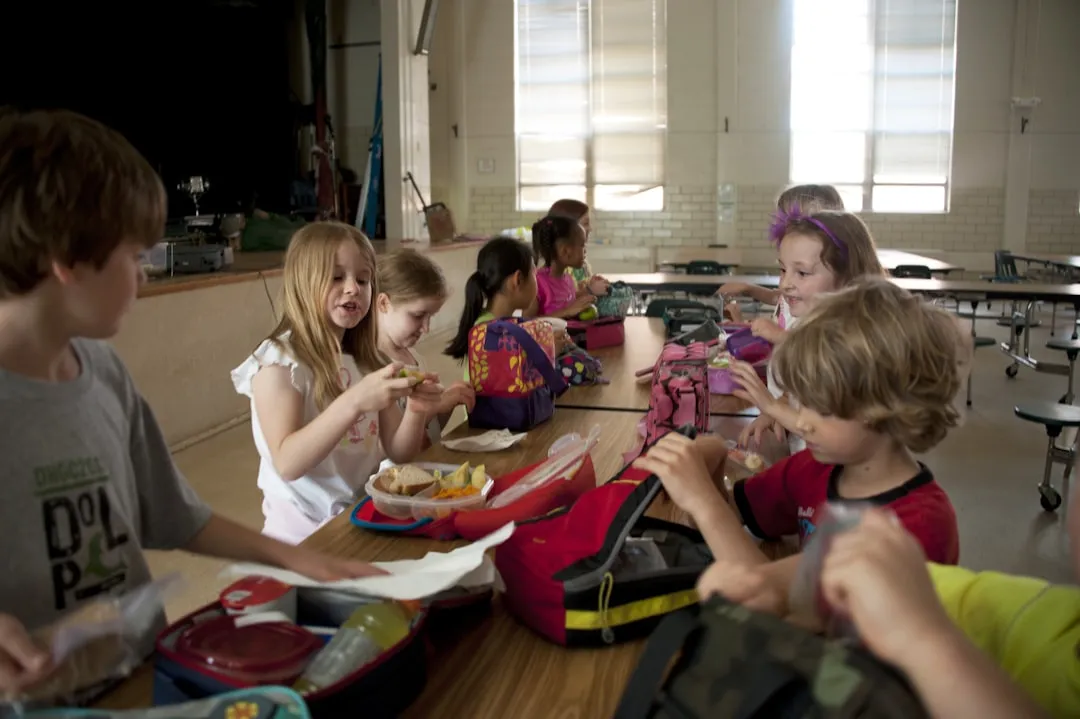 商超垃圾桶与保鲜盒批量采购指南:北京旸泰产品规格对比